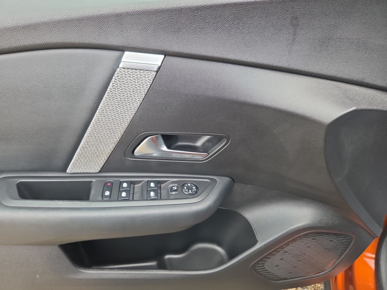 Citroën C4 BLUE HDI 130 EAT8 SHINE - Foto 2