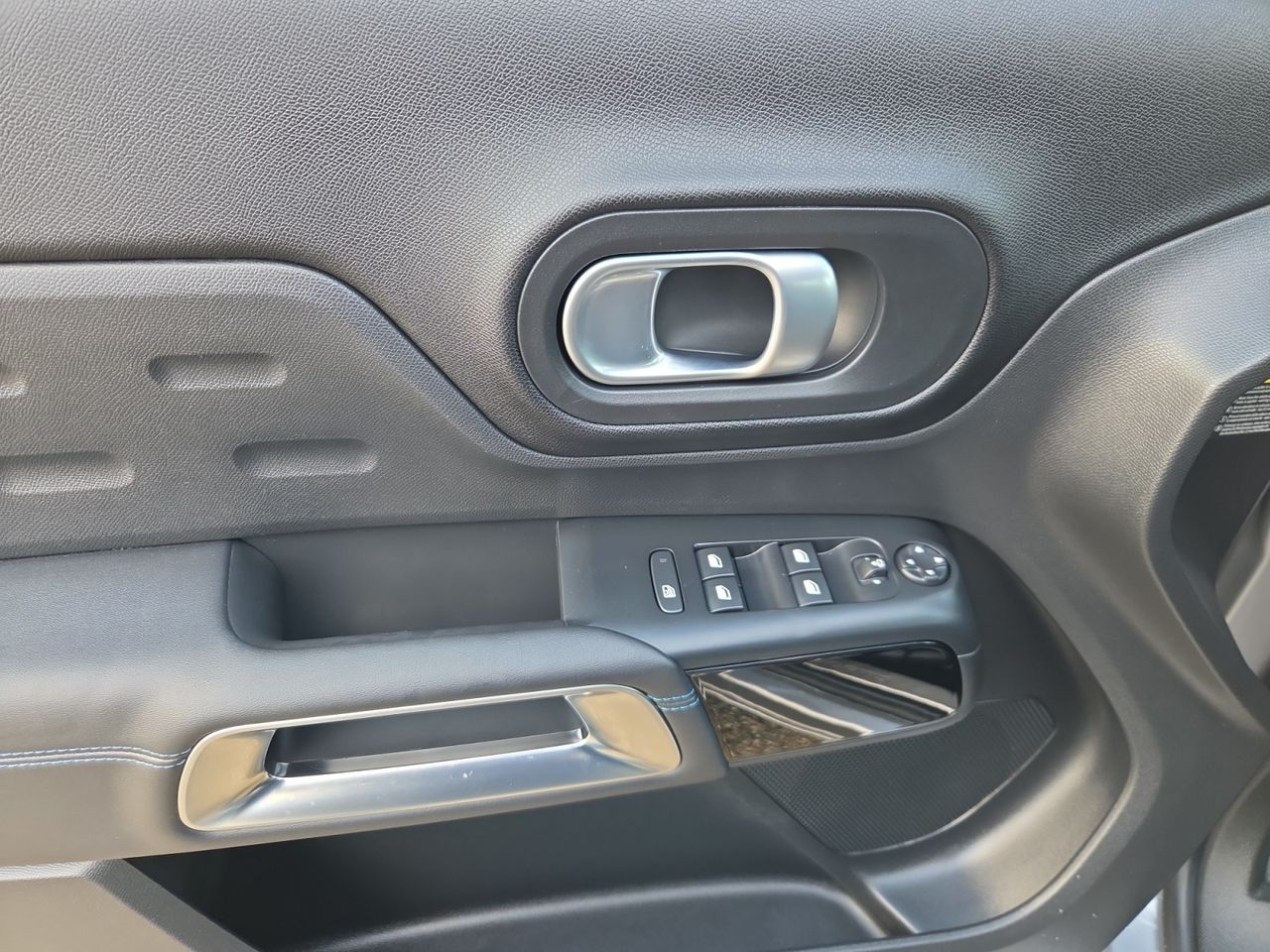 Citroën C5 Aircross PLUG IN HYBRID 225 e EAT8 SHINE PACK - Foto 2