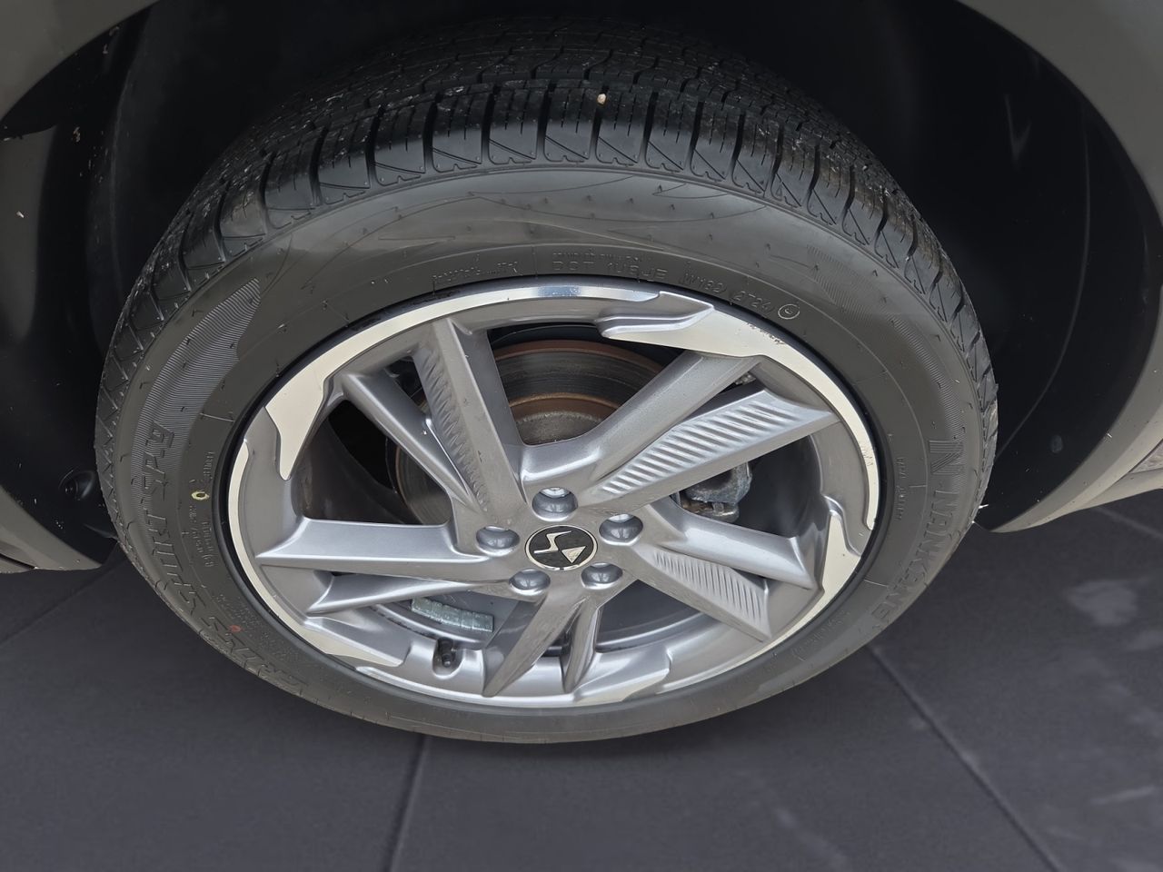 DS DS 7 Crossback BLUE HDI 180 CV AUT SO CHIC - Foto 2