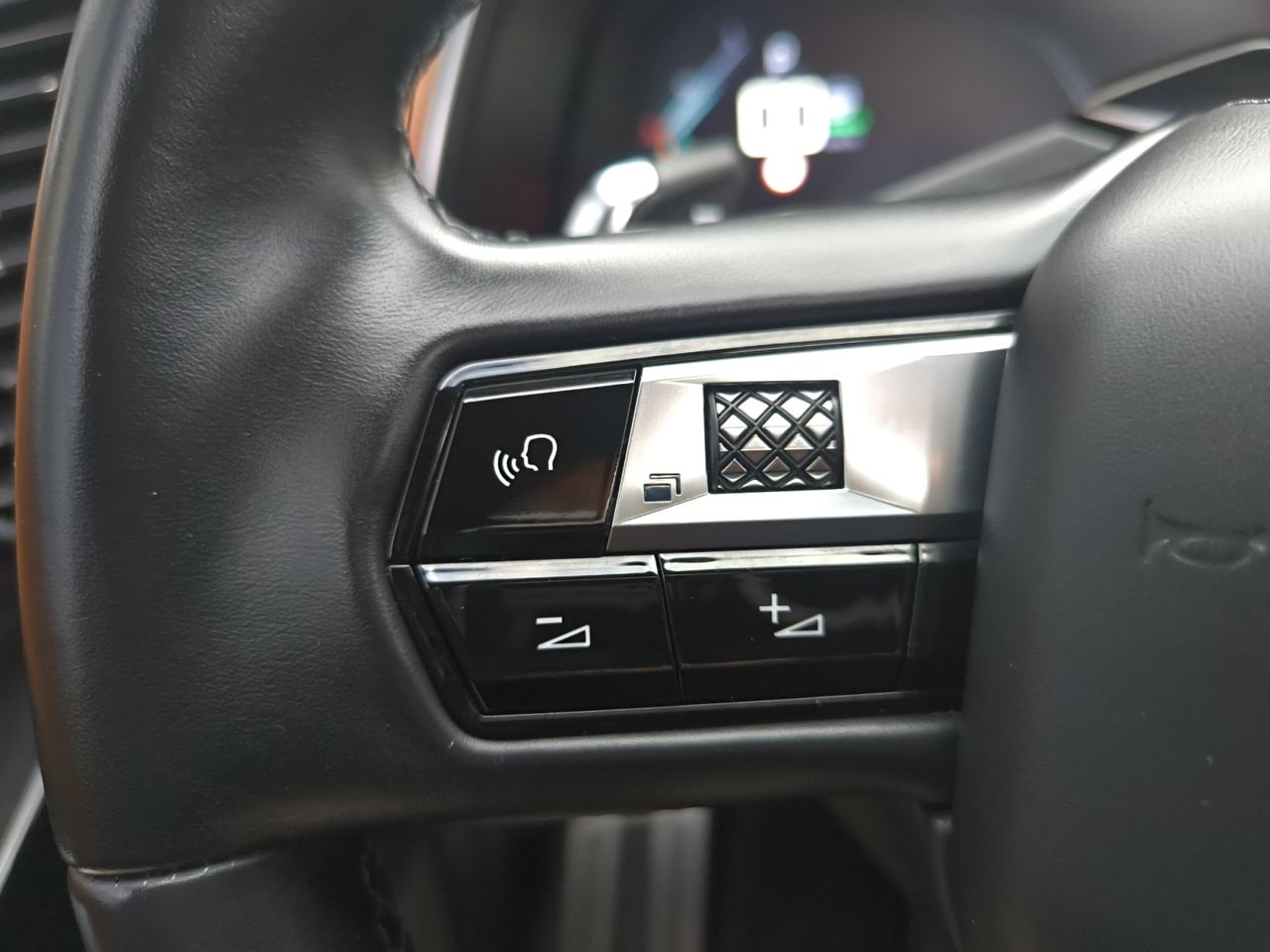 DS DS 7 Crossback E TENSE 4X4 GRAND CHIC - Foto 2