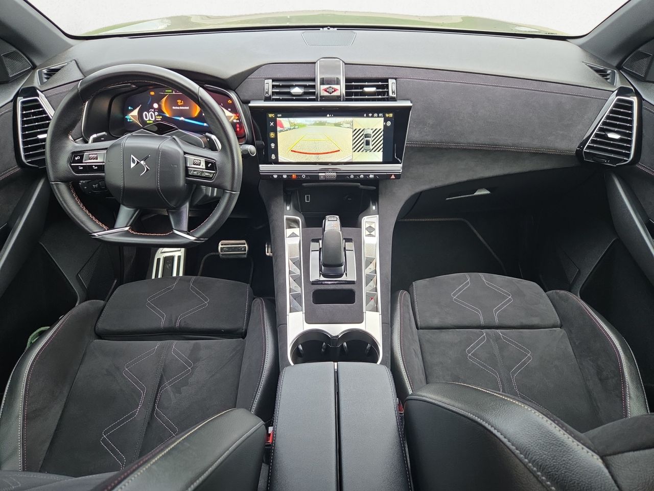 DS DS 7 Crossback E TENSE 4X4 300 PERFORMANCE LINE + - Foto 2