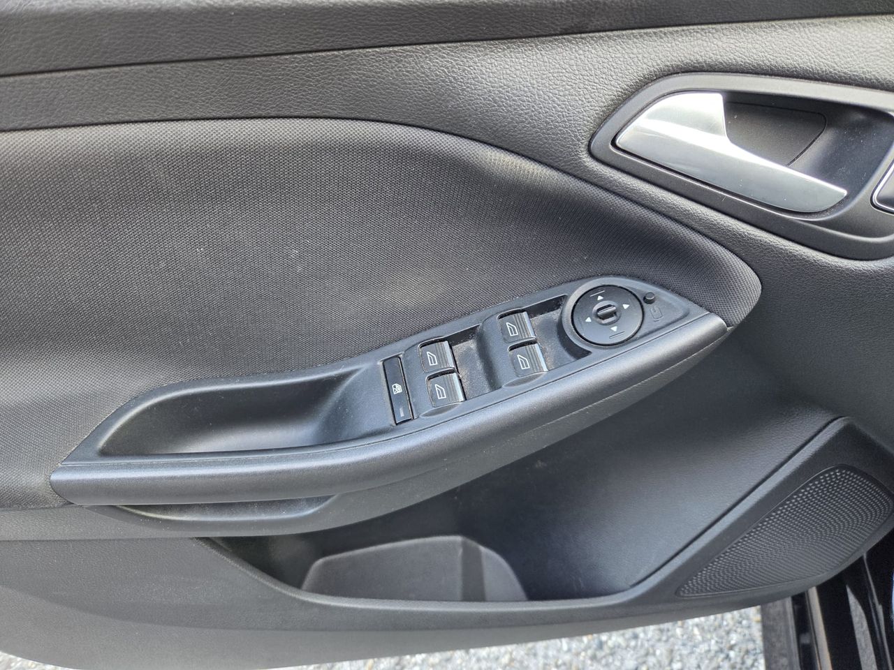 Ford Focus ST LINE SPORT 120 CV - Foto 2