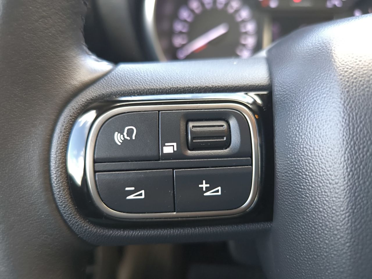 Citroën C3 Aircross BLUE HDI 110 CV SHINE - Foto 2