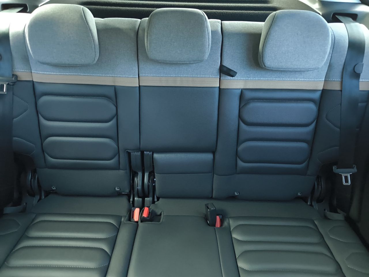 Citroën C3 Aircross BLUE HDI 110 CV SHINE - Foto 2