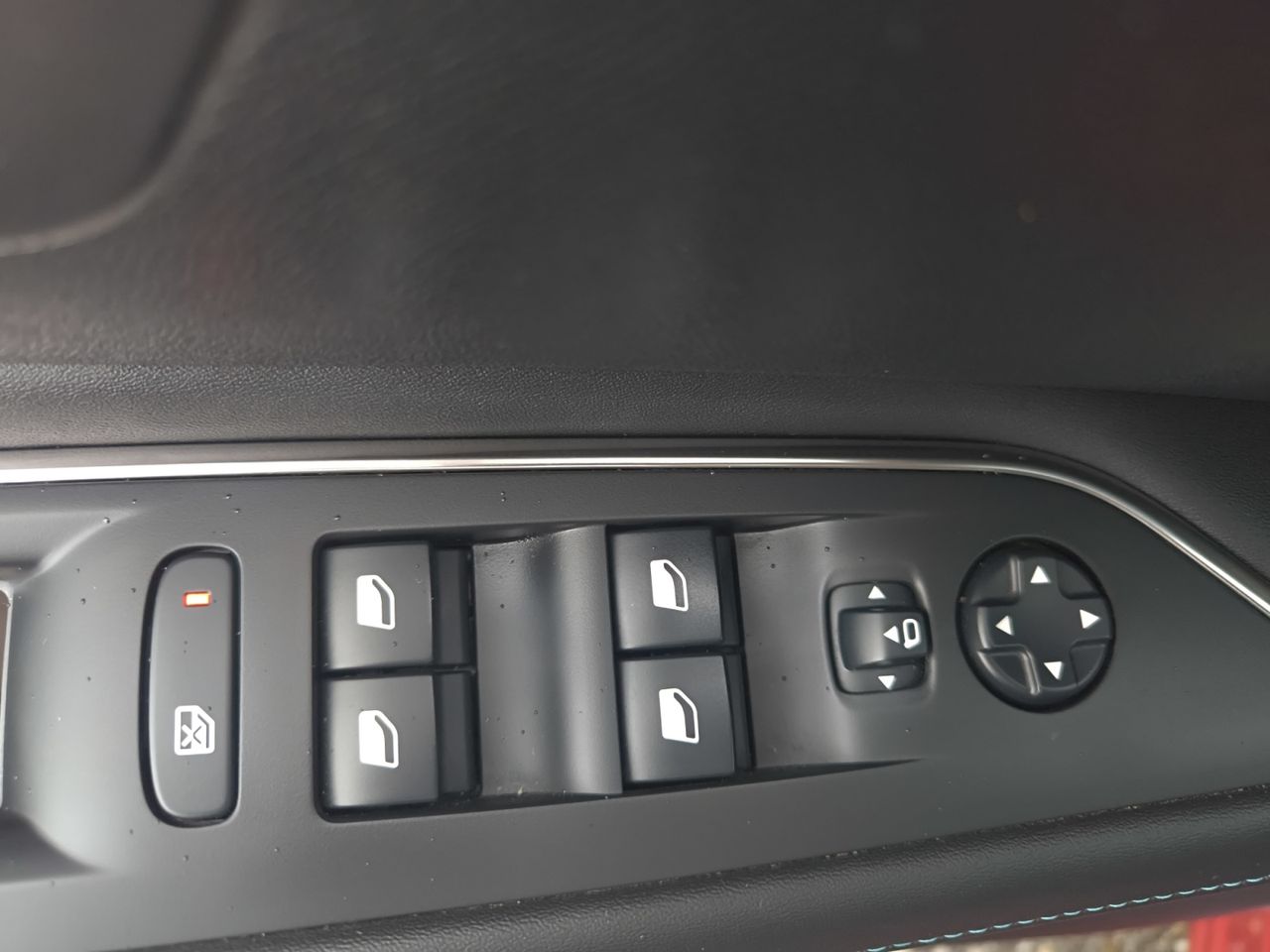 Peugeot 3008 Hybrid ALLURE PACK HYBRID 225 e EAT8 - Foto 2