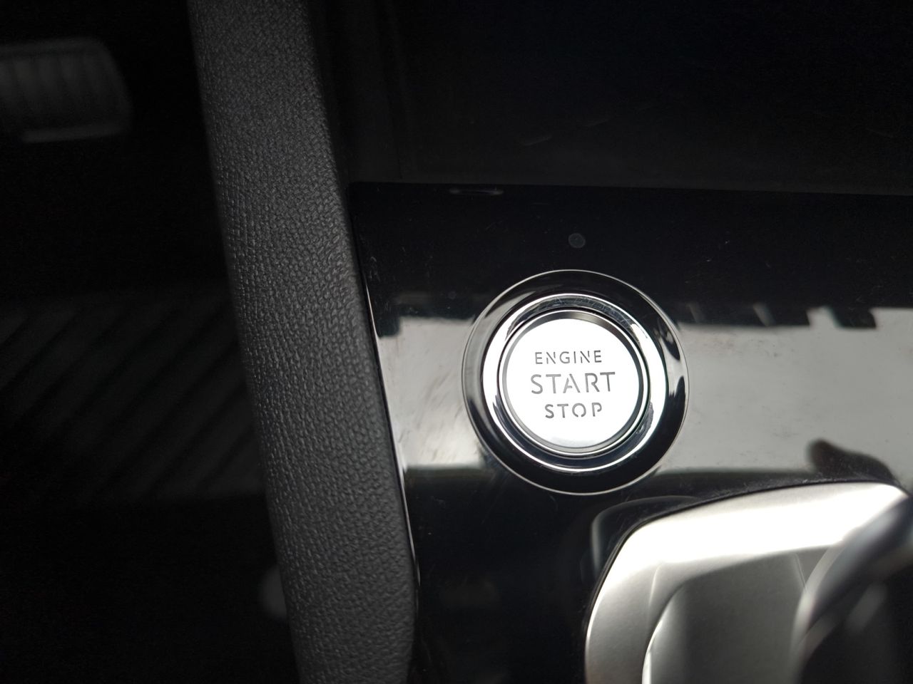 Peugeot 3008 Hybrid ALLURE PACK HYBRID 225 e EAT8 - Foto 2