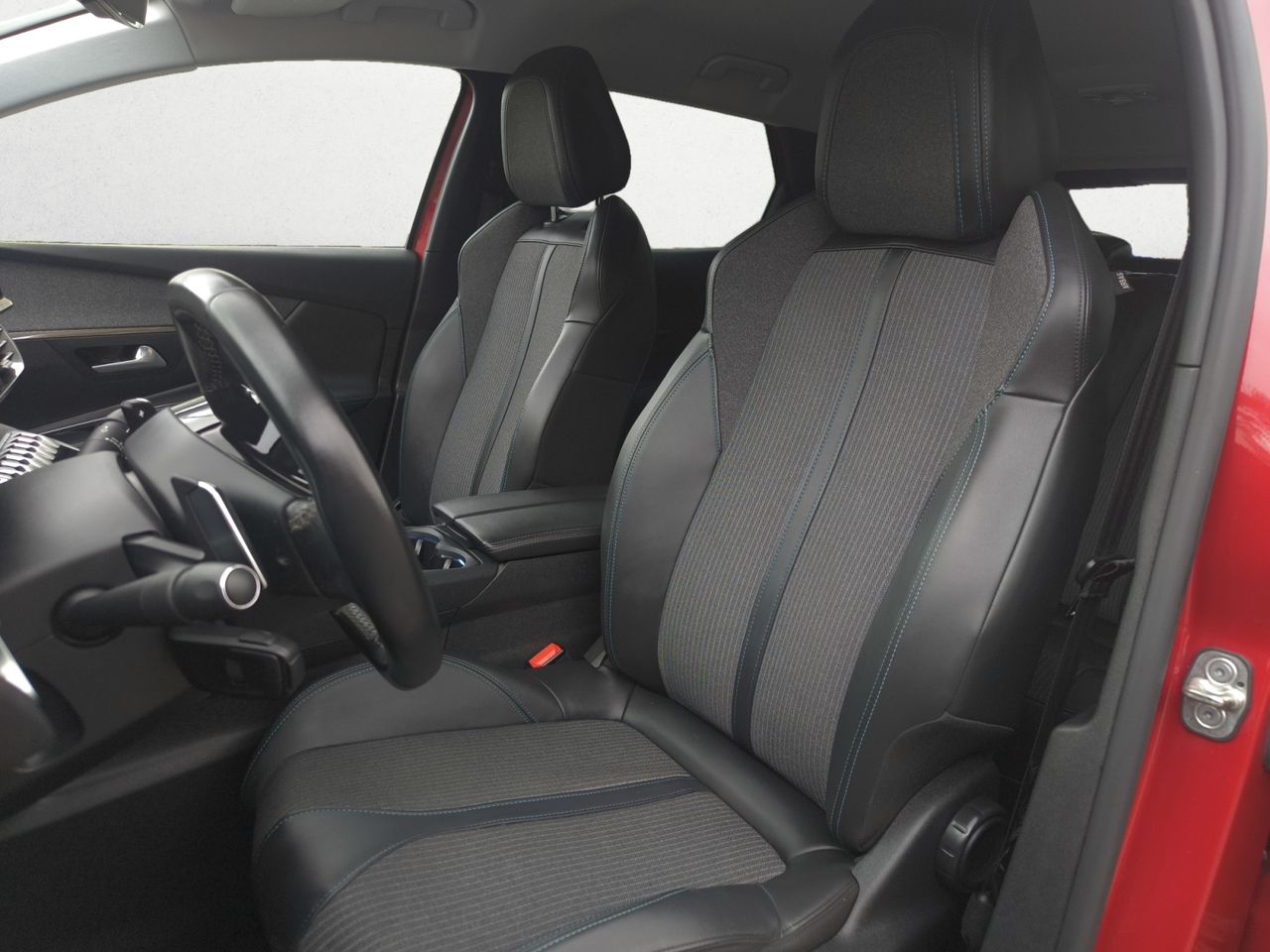 Peugeot 3008 Hybrid ALLURE PACK HYBRID 225 e EAT8 - Foto 2