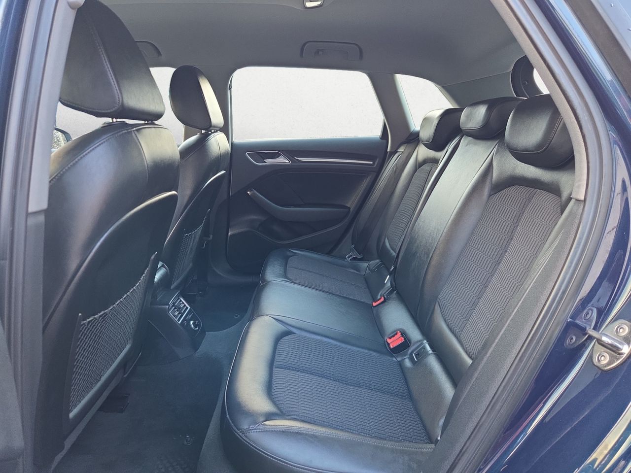 Audi A3 SPORTBACK 1.6 TDI 110 CV - Foto 2