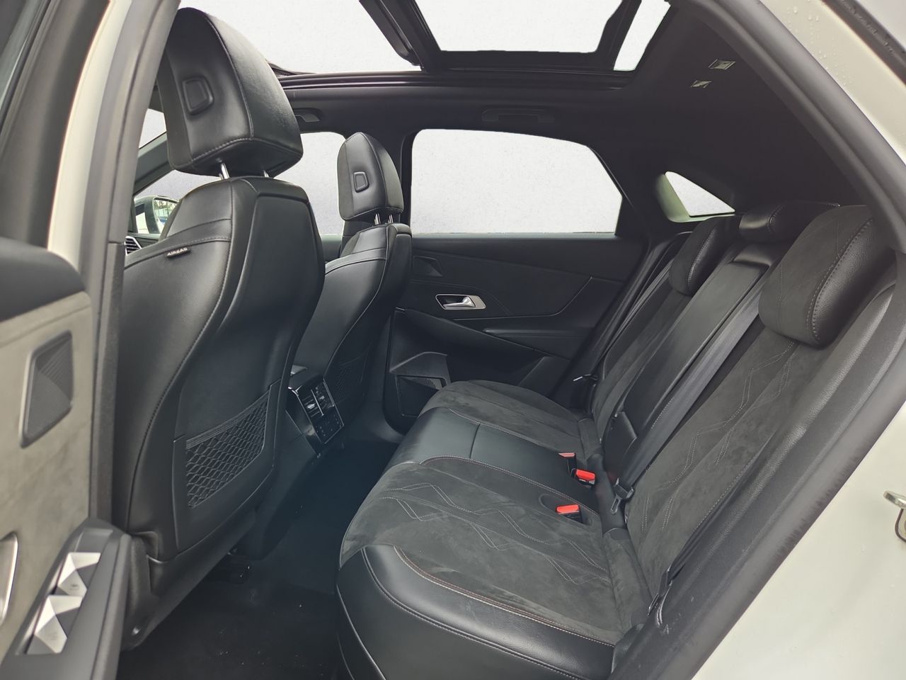 DS DS 7 Crossback E TENSE 300 4X4 PERFORMANCE LINE - Foto 2