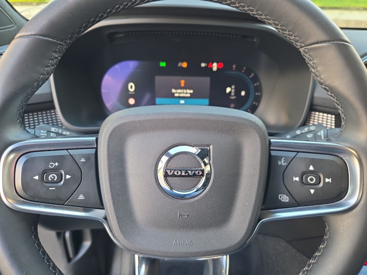 Volvo XC40 2.0 B3G CORE AUTO HIBRIDO 163 CV - Foto 2