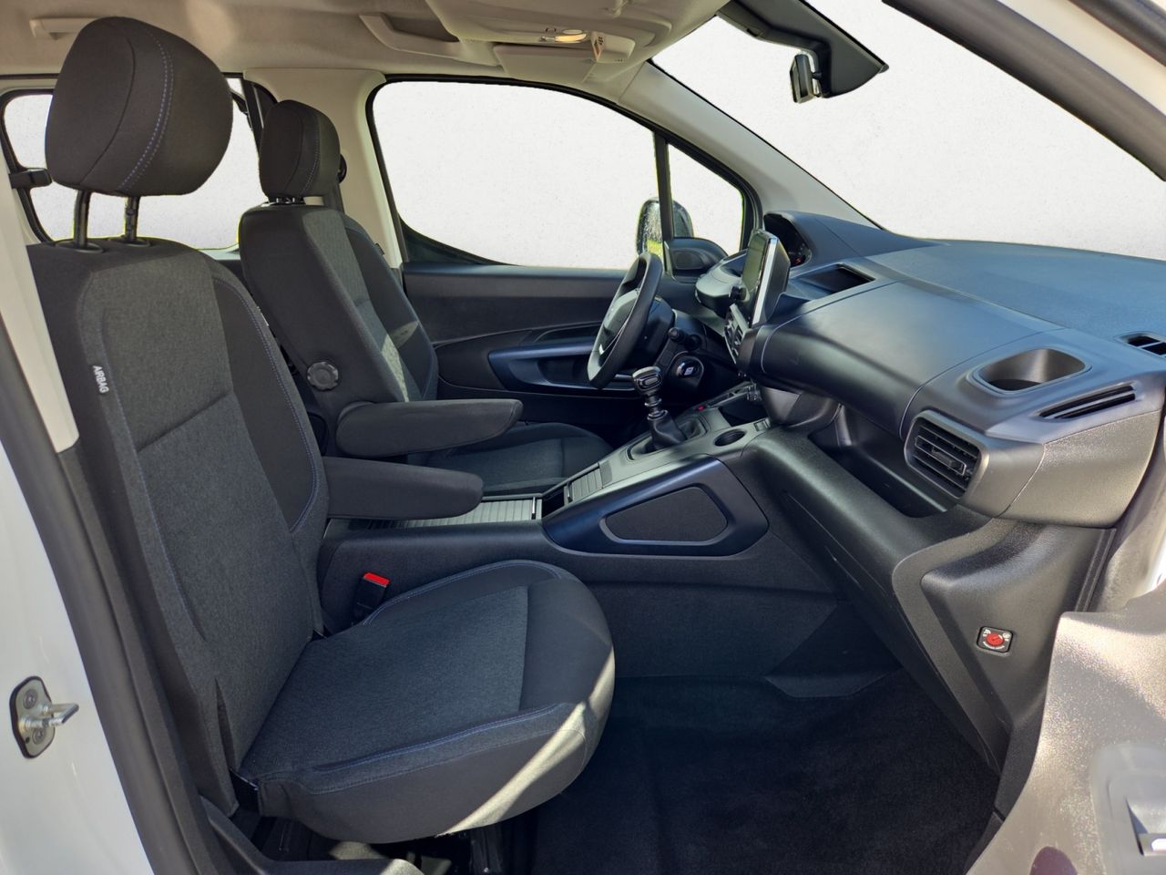 Peugeot Rifter ALLURE BUSINESS STANDARD BLUE HDI 100 CV - Foto 2