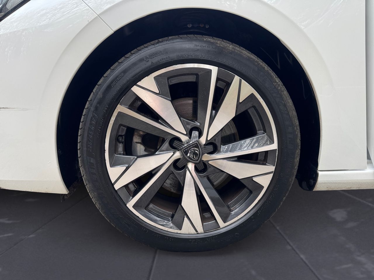 Peugeot 308 ALLURE BLUE HDI 130 CV - Foto 2