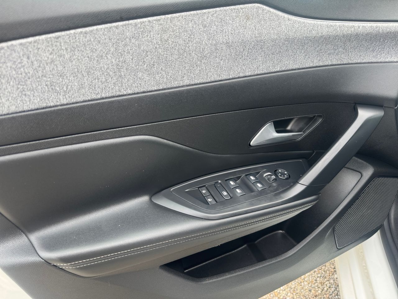 Peugeot 308 ALLURE BLUE HDI 130 CV - Foto 2