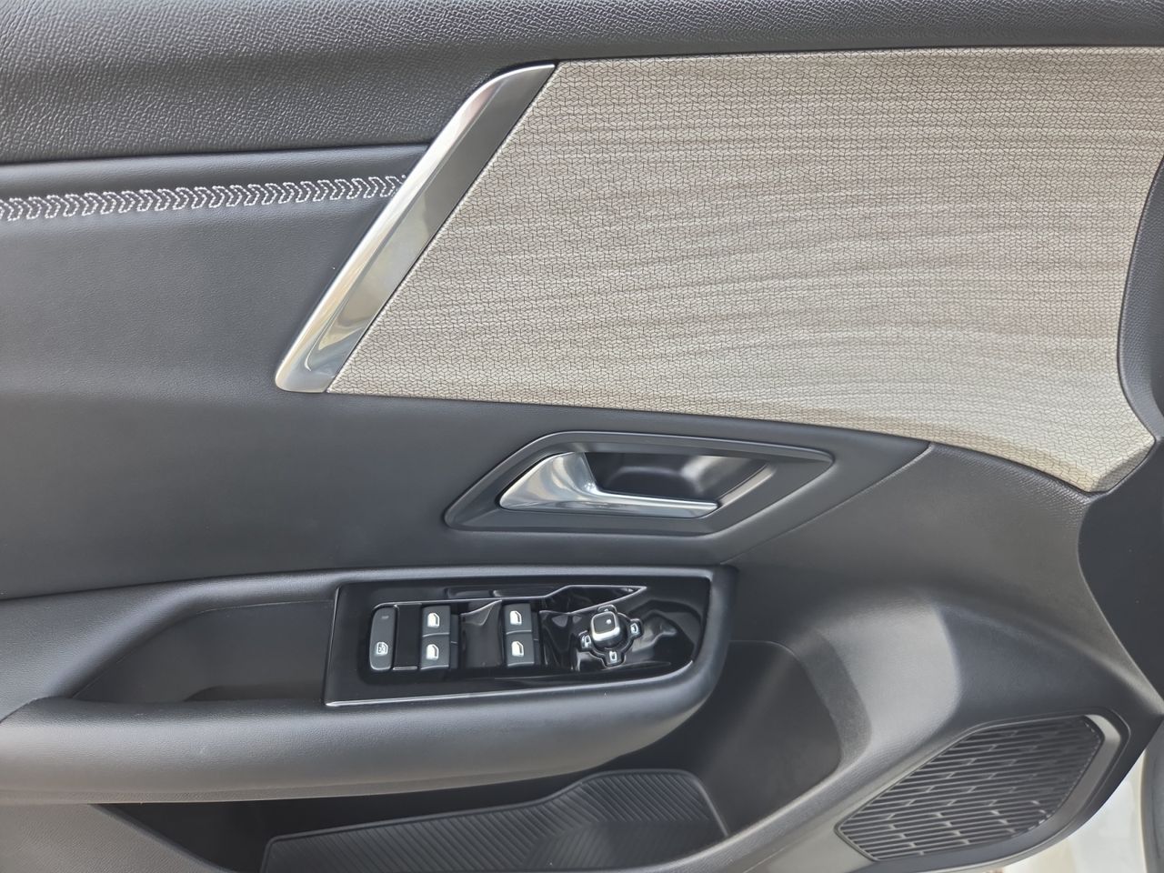 Citroën C5 X PLUG IN HYBRID 225 e EAT8 SHINE - Foto 2