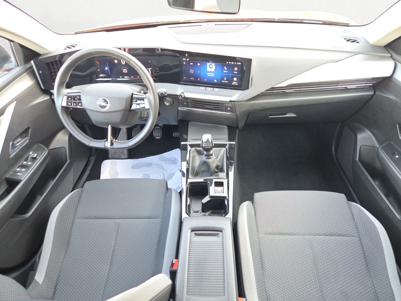 Opel Astra EDITION 1.2 T XHT MT6 S7S 130 - Foto 2