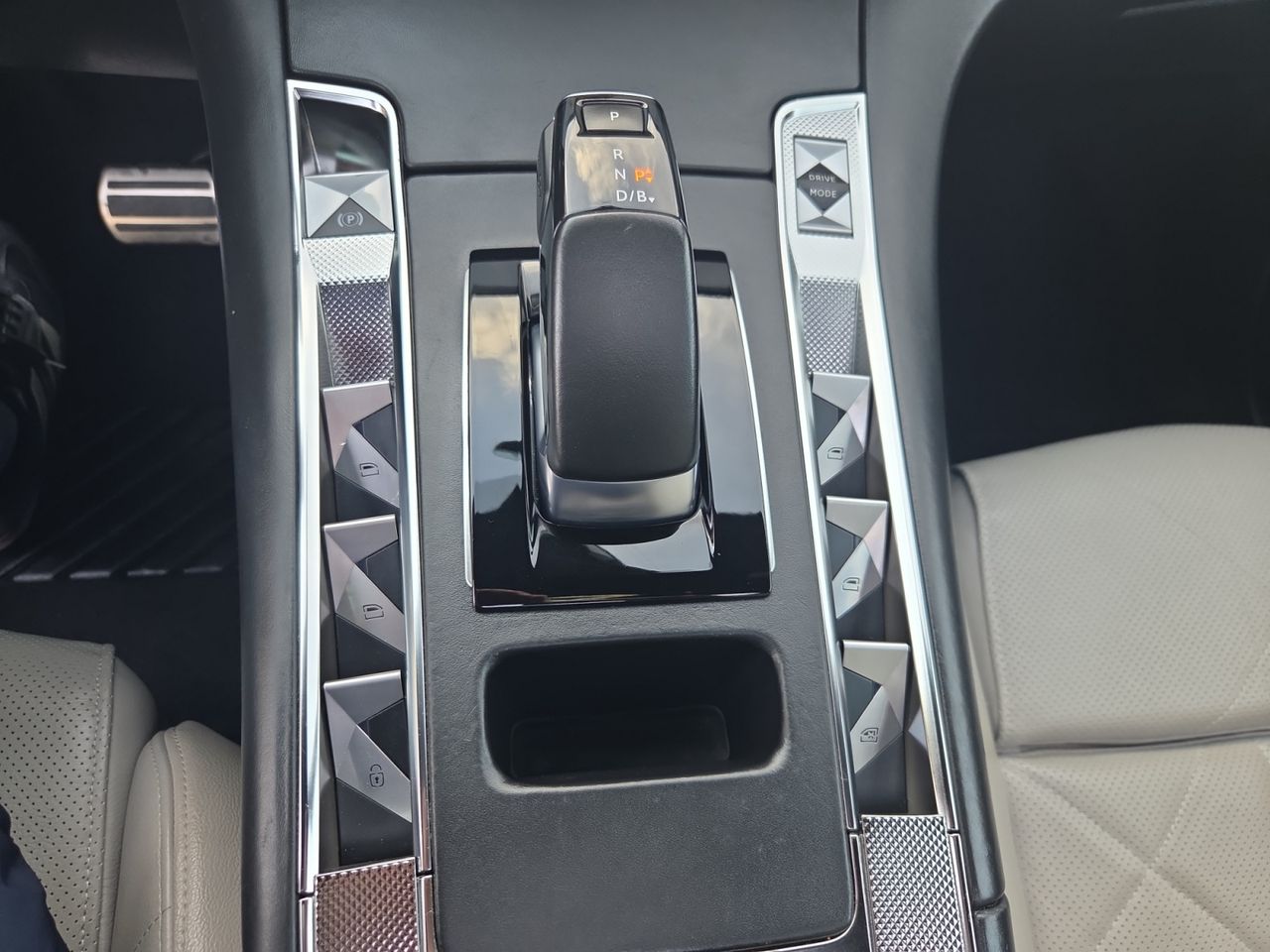 DS DS 7 Crossback E TENSE 300 4X4 RIVOLI - Foto 2