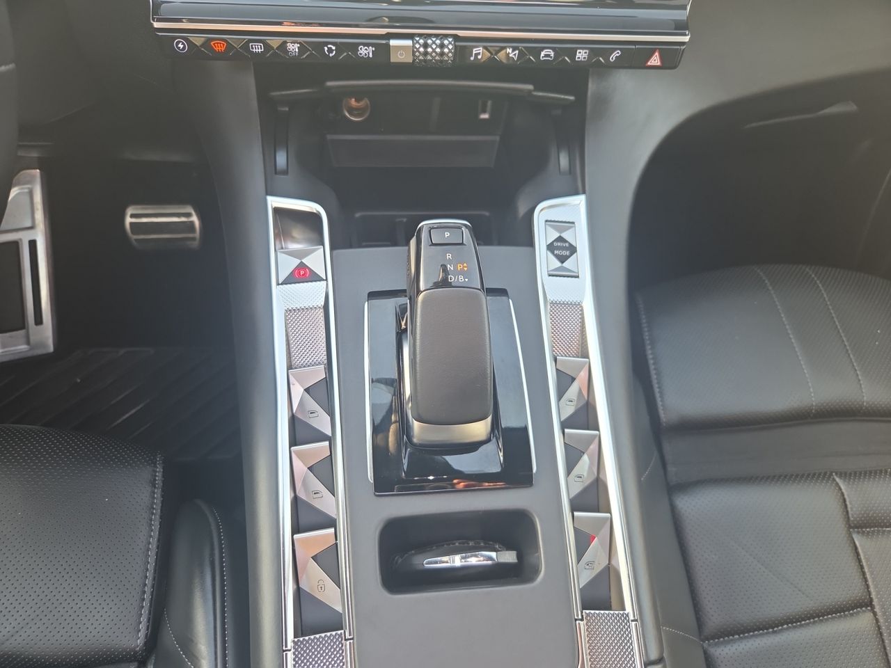 DS DS 7 Crossback E TENSE 300 4X4 RIVOLI - Foto 2