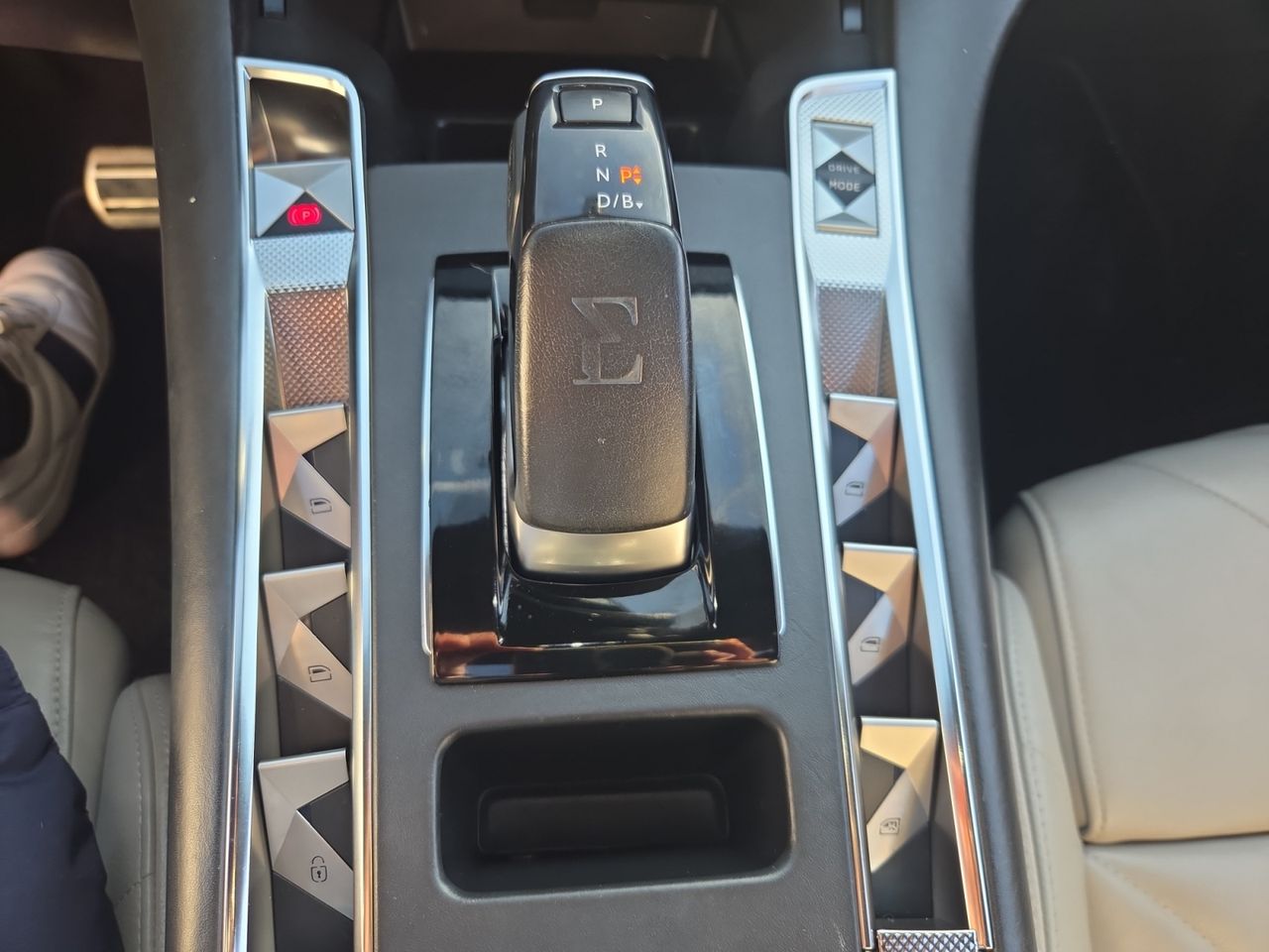 DS DS 7 Crossback E TENSE 225 GRAND CHIC - Foto 2