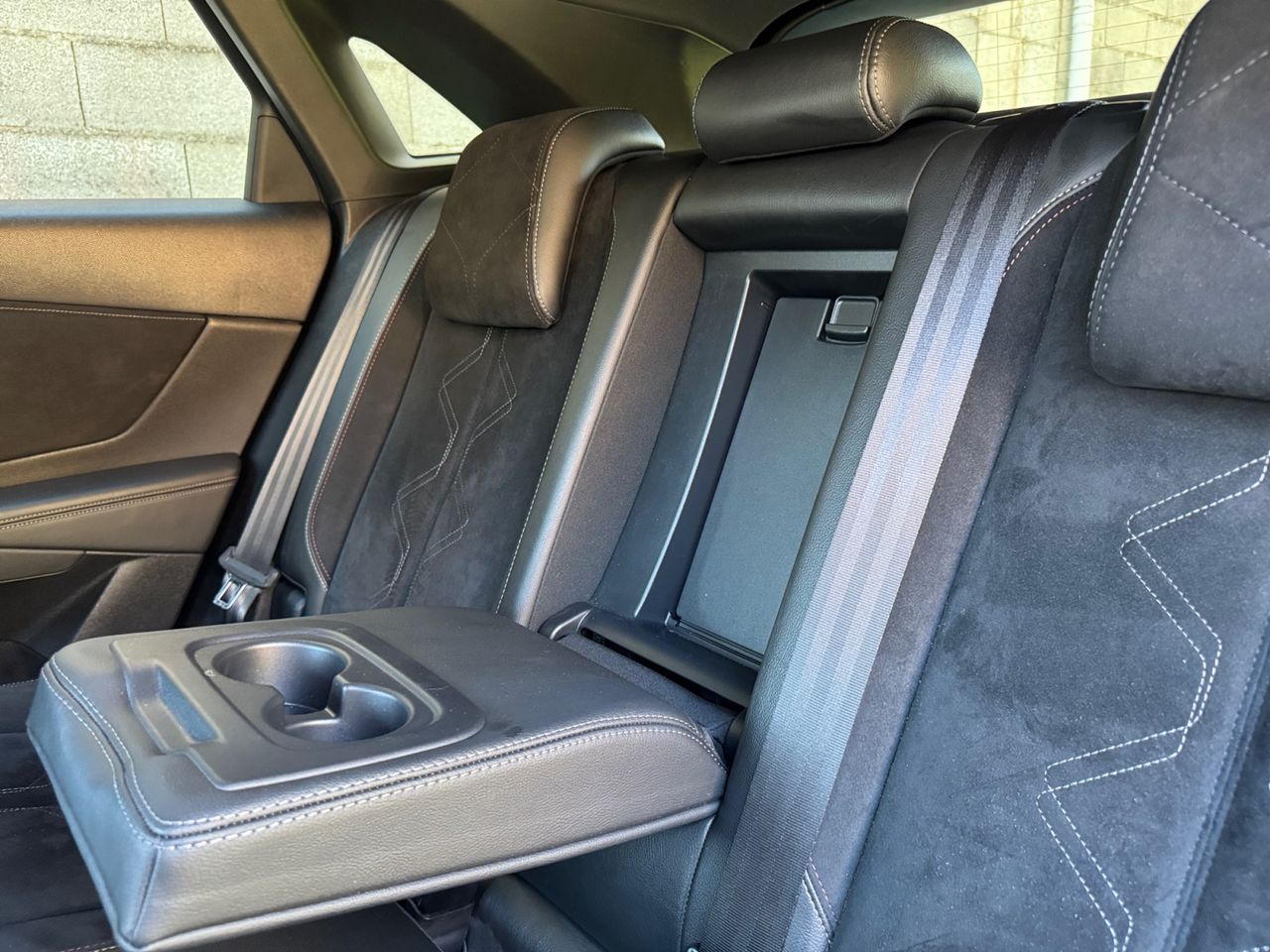 DS DS 7 Crossback E TENSE 4X4 300 PERFORMANCE LINE + - Foto 2