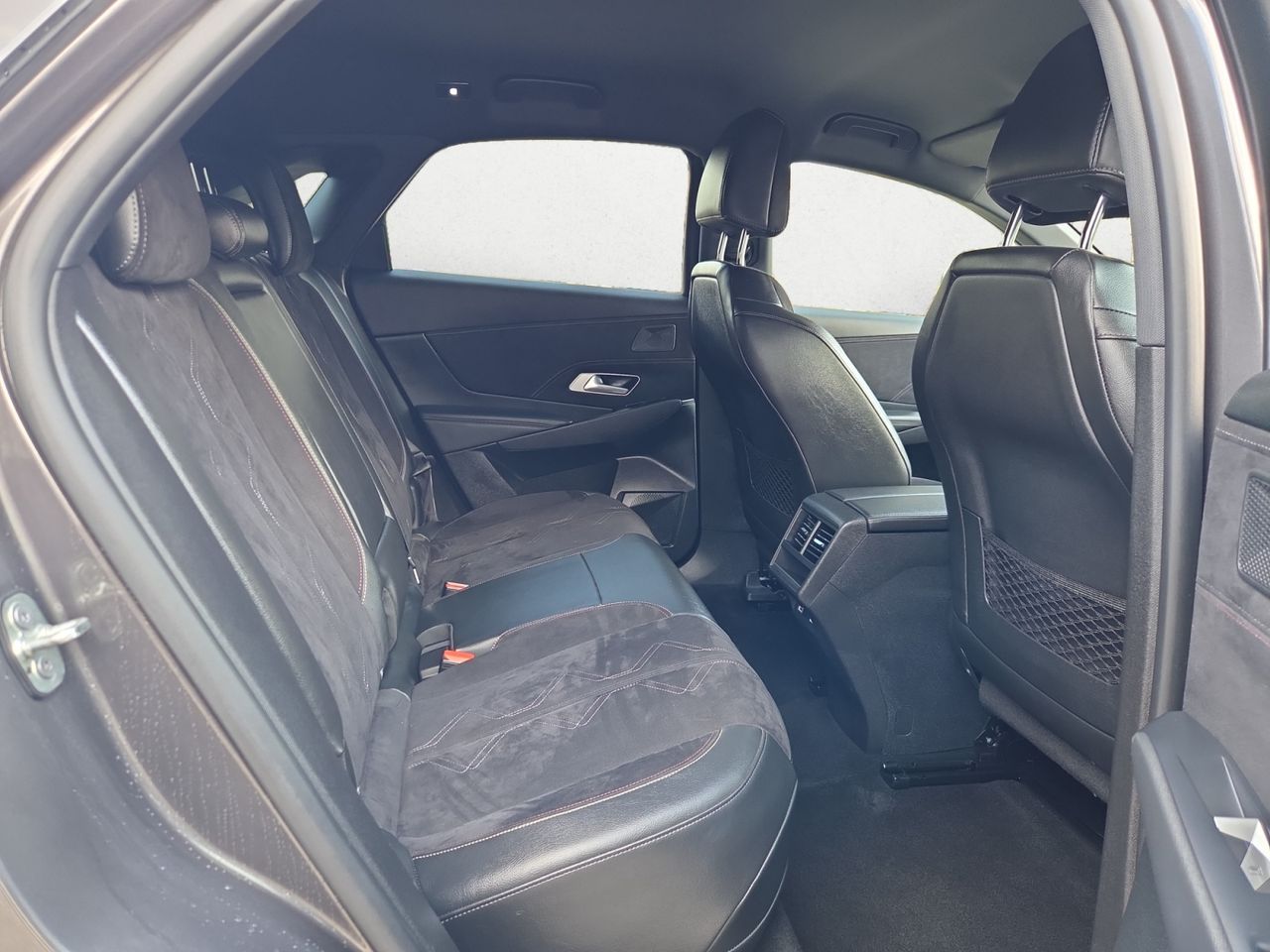 DS DS 7 E TENSE 4X4 300 PERFORMANCE LINE + - Foto 2