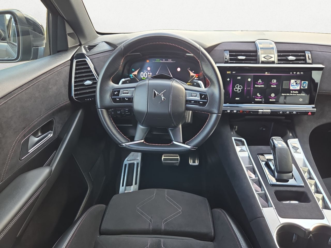 DS DS 7 E TENSE 4X4 300 PERFORMANCE LINE + - Foto 2