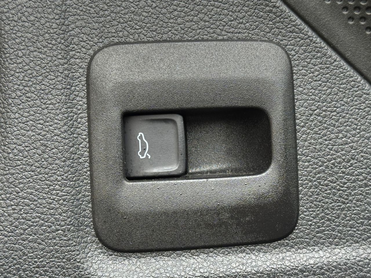 Volkswagen Tiguan R LINE 2.0 TDI 110 KW 150 CV DSG LL20 