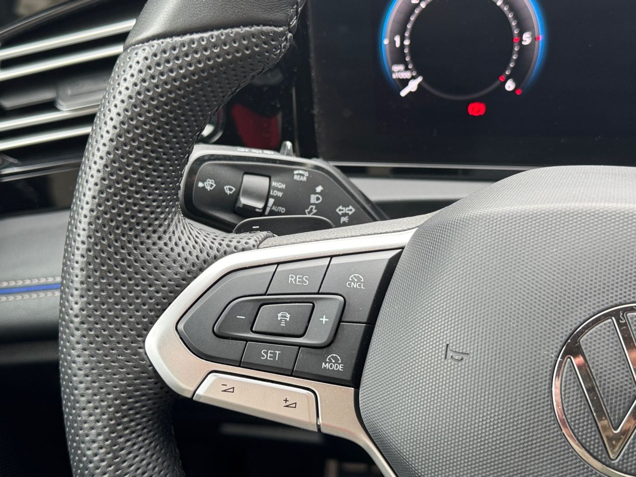 Volkswagen Tiguan R LINE 2.0 TDI 110 KW 150 CV DSG LL20 