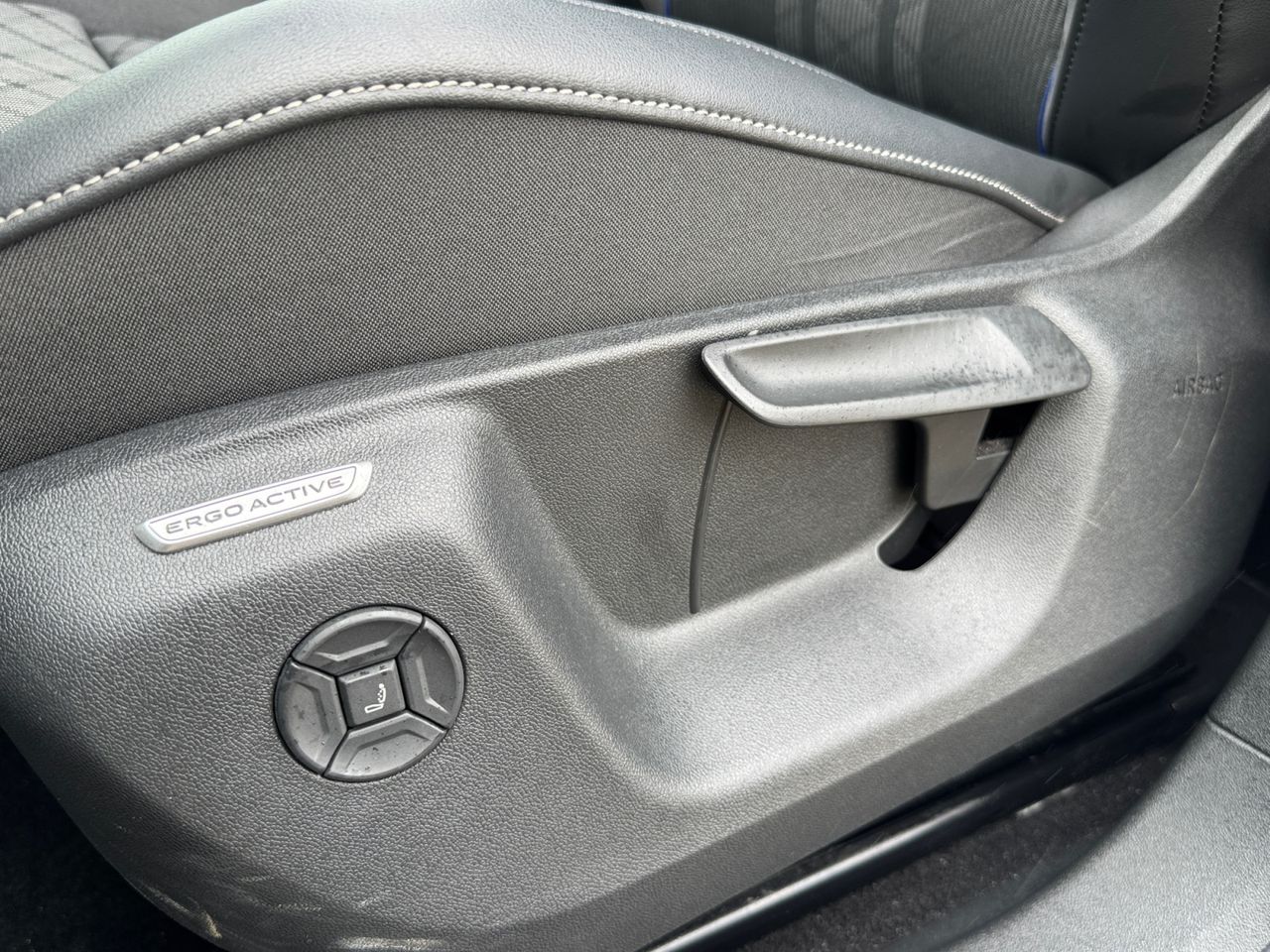 Volkswagen Tiguan R LINE 2.0 TDI 110 KW 150 CV DSG LL20 