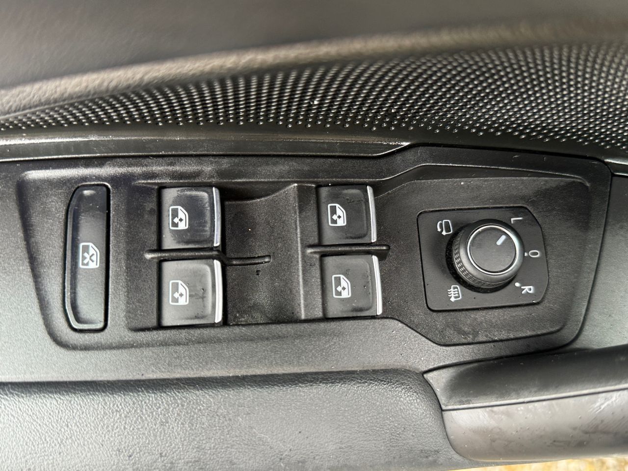 Volkswagen Tiguan R LINE 2.0 TDI 110 KW 150 CV DSG LL20 