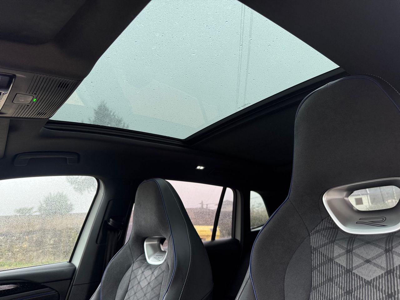 Volkswagen Tiguan R LINE 2.0 TDI 110 KW 150 CV DSG LL20 