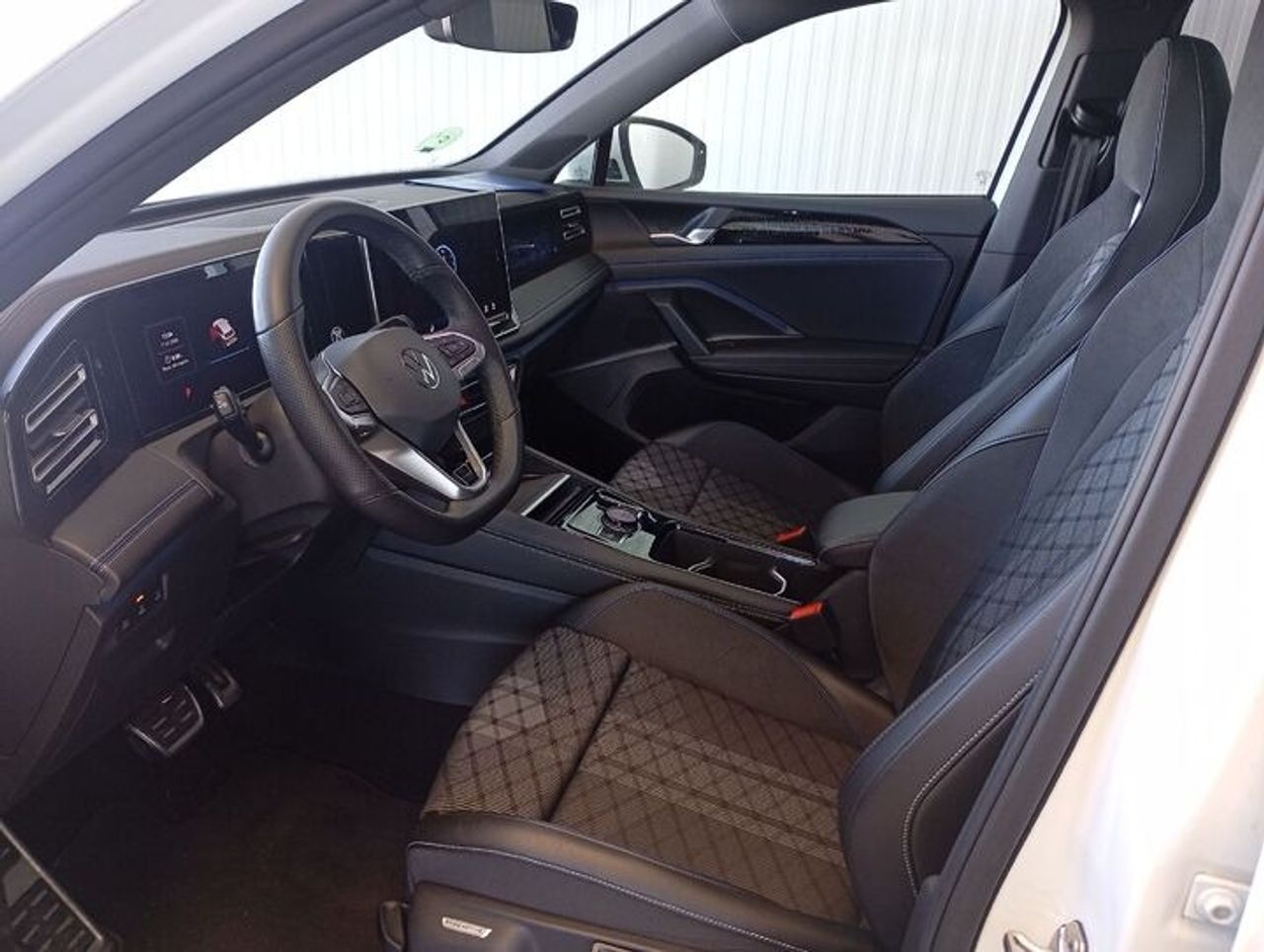 Volkswagen Tiguan R LINE 2.0 TDI 110 KW 150 CV DSG LL20 