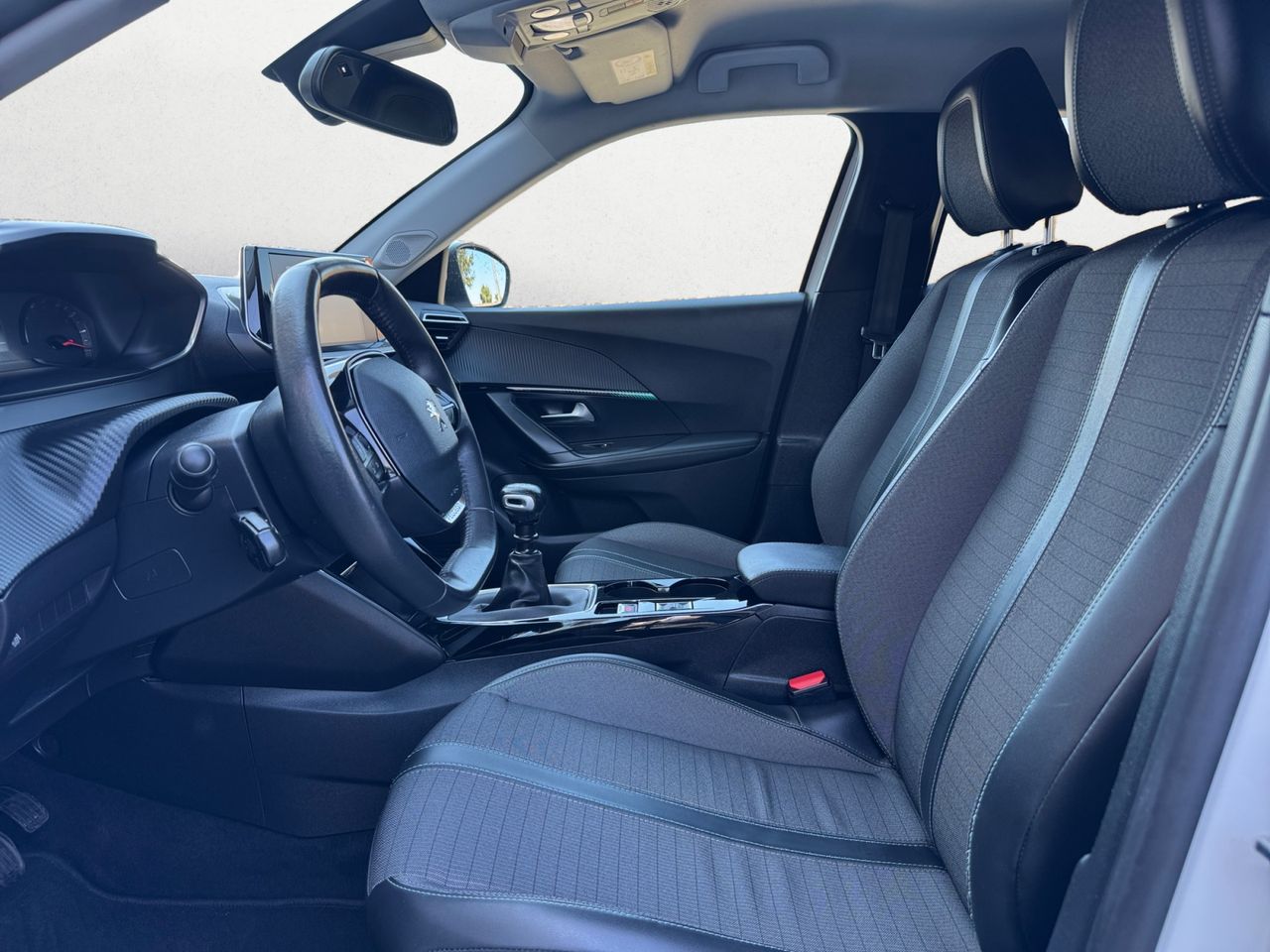 Peugeot 2008 ALLURE BLUE HDI 110 CV - Foto 2