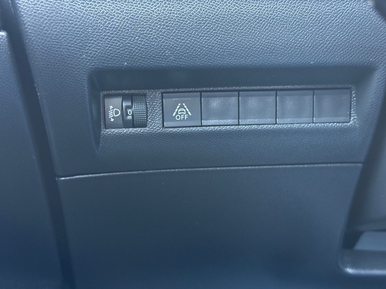 Peugeot 2008 ALLURE BLUE HDI 110 CV - Foto 2