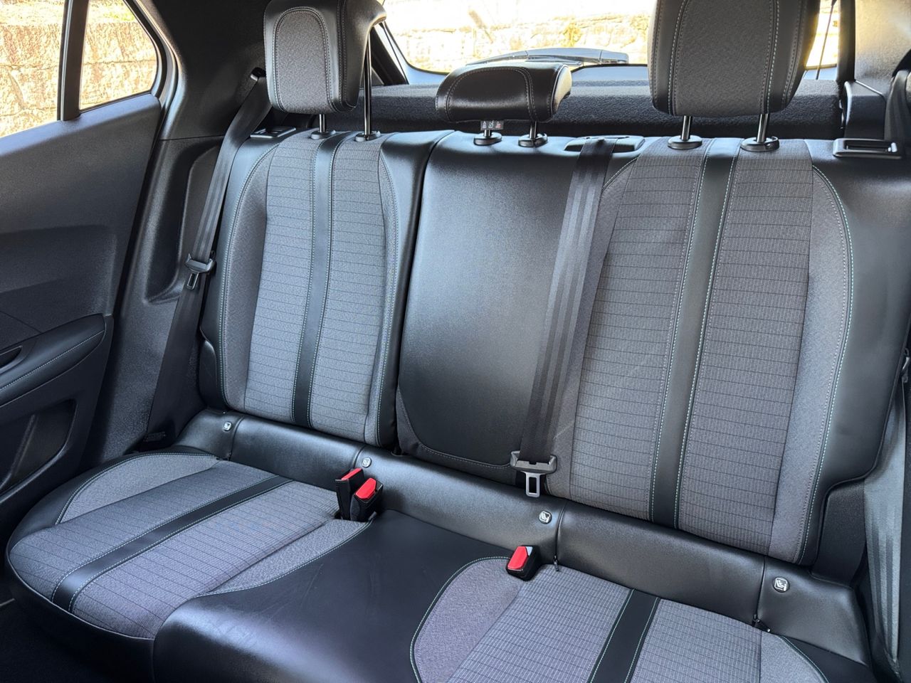 Peugeot 2008 ALLURE BLUE HDI 110 CV - Foto 2