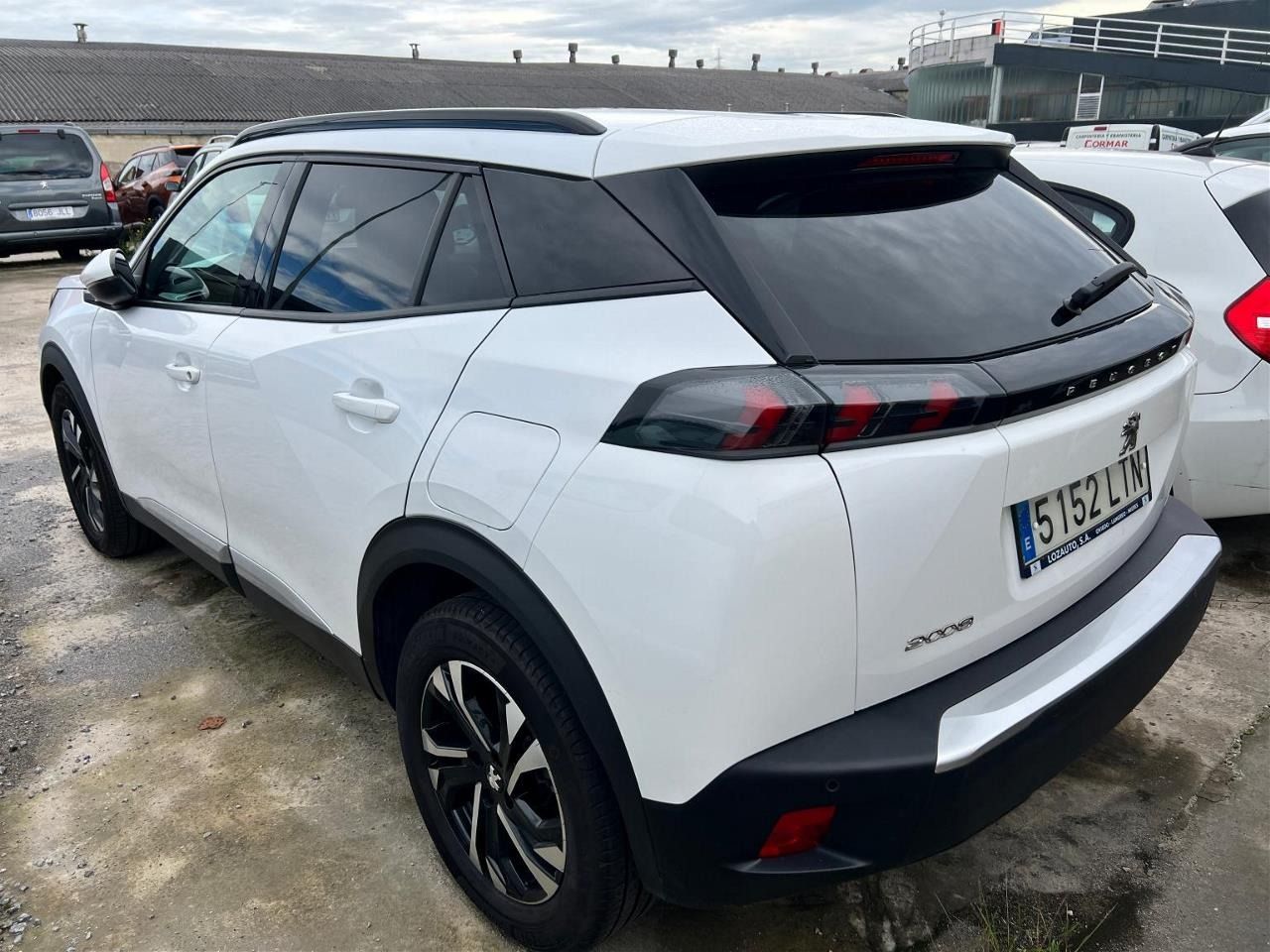 Peugeot 2008 ALLURE BLUE HDI 110 CV - Foto 2