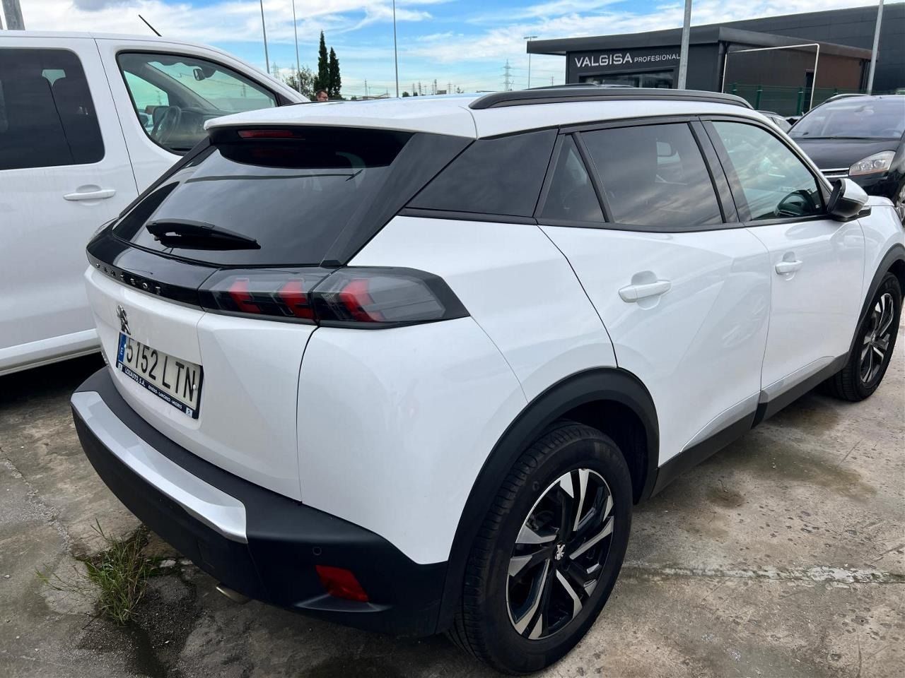 Peugeot 2008 ALLURE BLUE HDI 110 CV - Foto 2