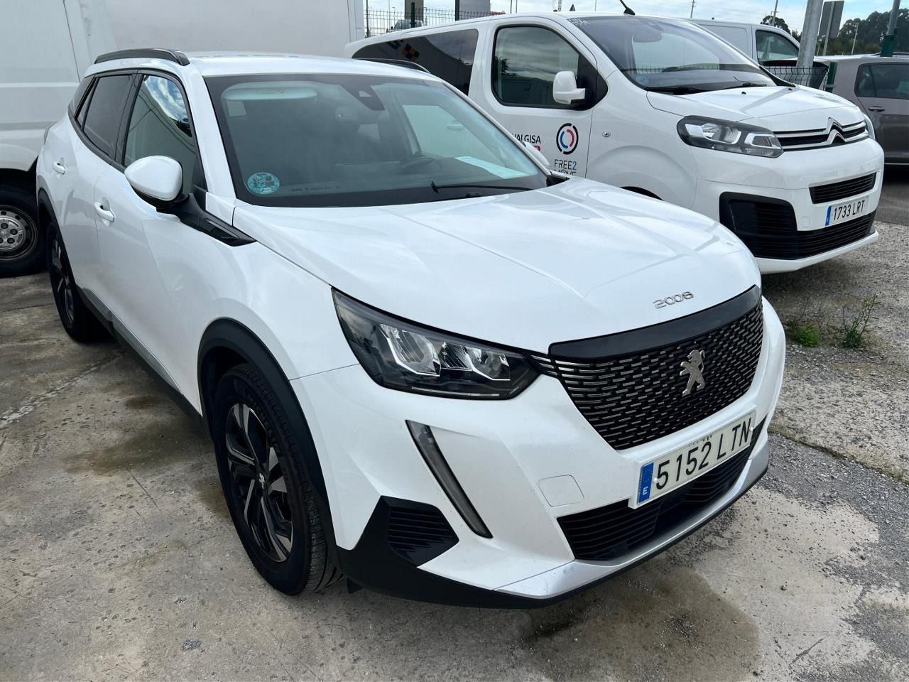 Peugeot 2008 ALLURE BLUE HDI 110 CV - Foto 2