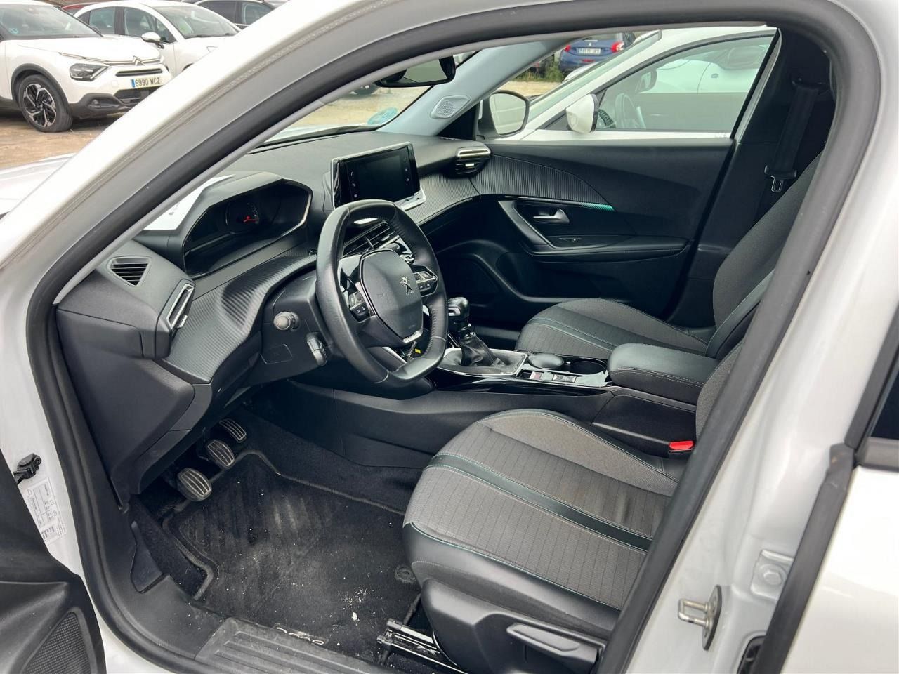 Peugeot 2008 ALLURE BLUE HDI 110 CV - Foto 2