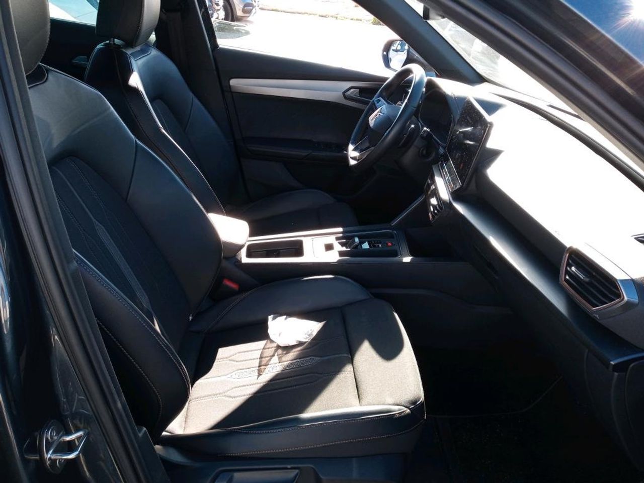 Cupra Formentor 1.4 e HYBRID 150 KW 204 CV DSG - Foto 2