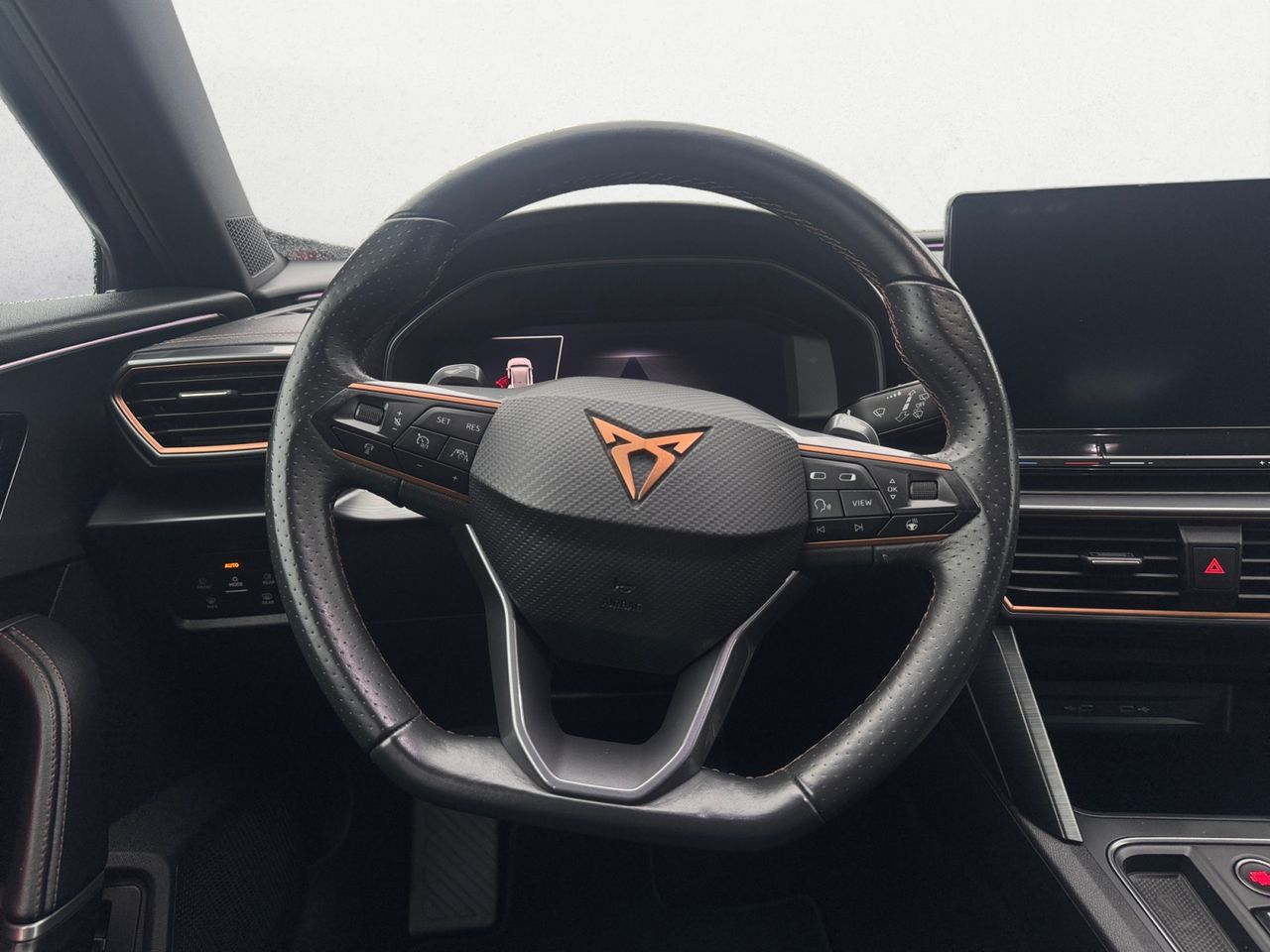 Cupra Formentor 1.4 e HYBRID 150 KW 204 CV DSG - Foto 2