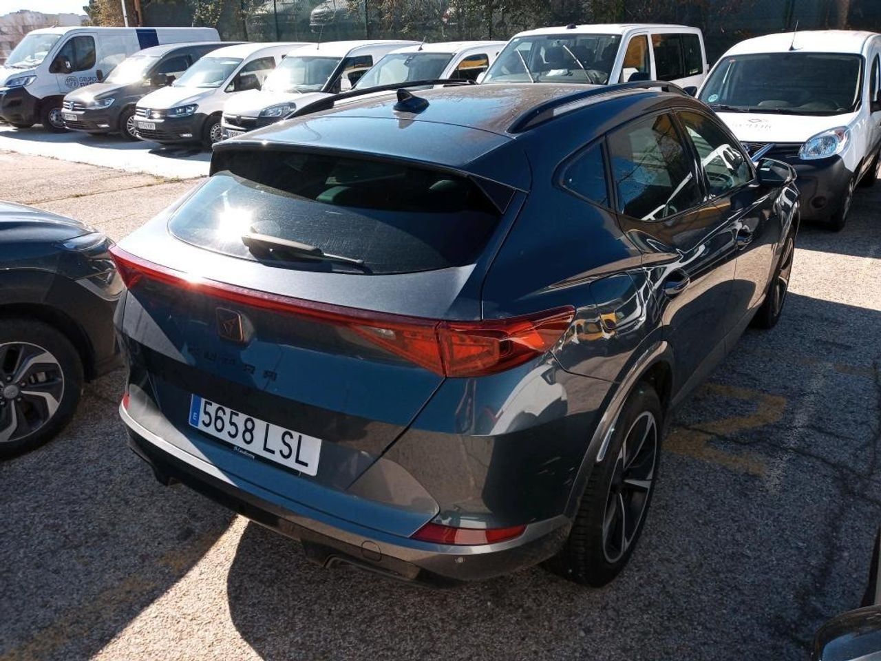 Cupra Formentor 1.4 e HYBRID 150 KW 204 CV DSG - Foto 2