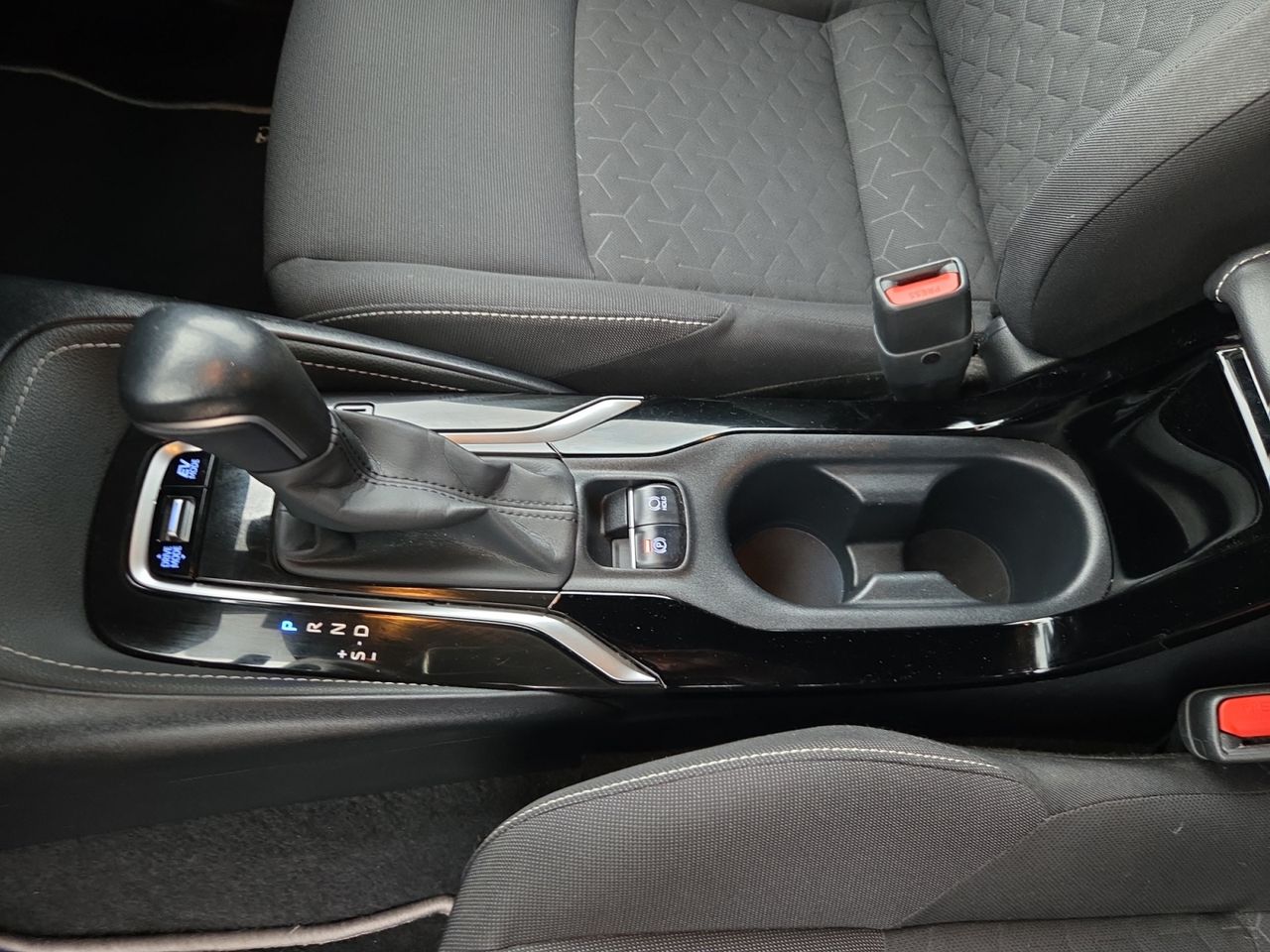 Toyota Corolla 2.0 18 H FEEL ECVT - Foto 2