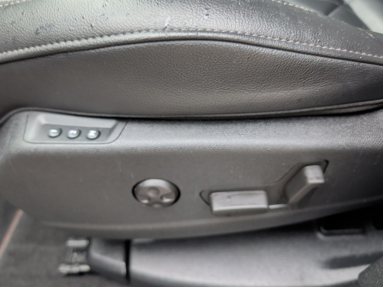 DS DS 7 Crossback PURE TECH 180 AUT RIVOLI - Foto 2