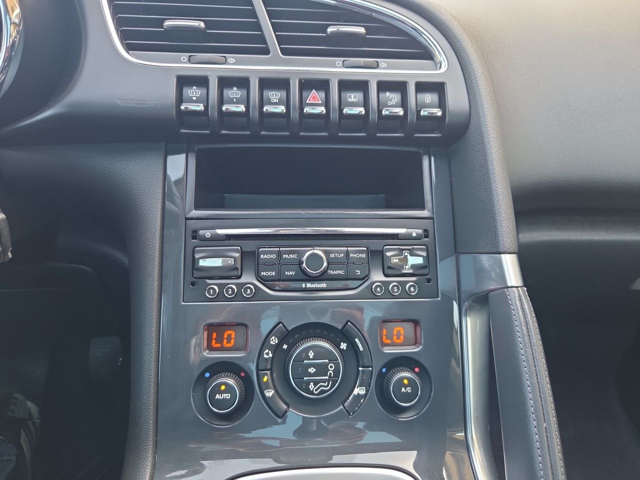 Peugeot 3008 ALLURE BLUE HDI 120 CV - Foto 2