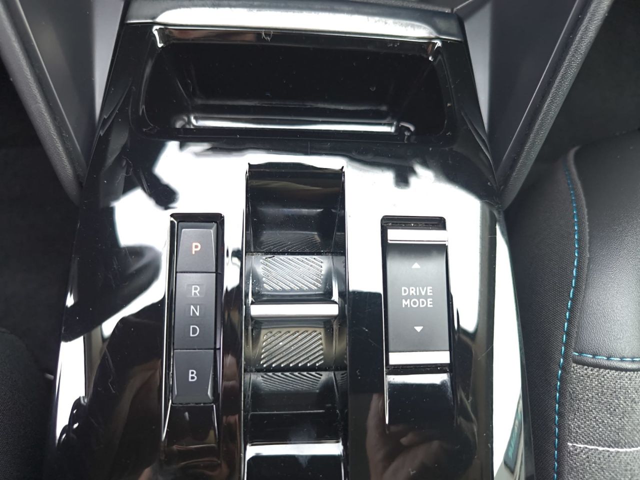 Citroën ë-C4 ELECTRICO 100 KW FEEL PACK - Foto 2