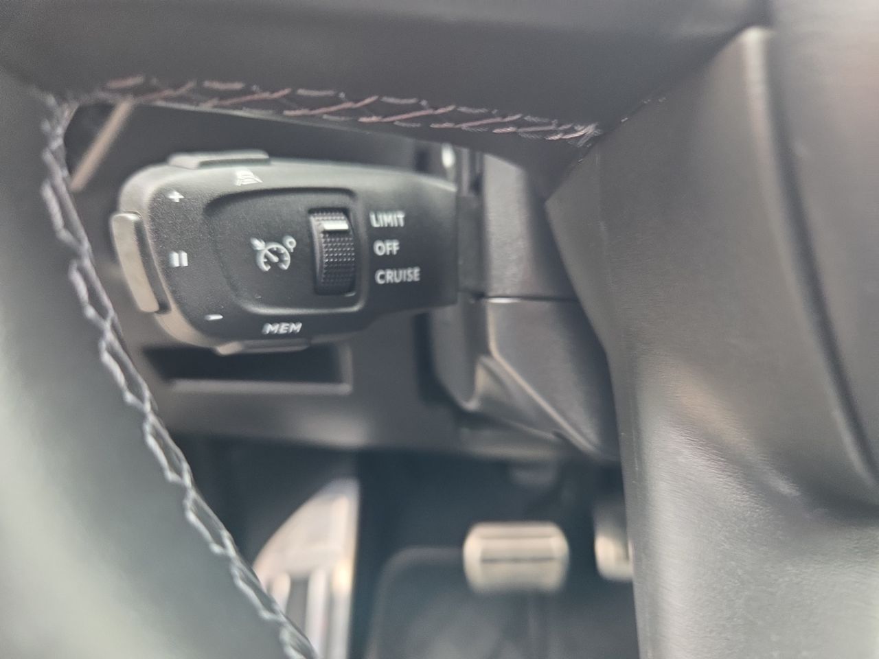 DS DS 7 Crossback E TENSE 225 LIGNE NOIRE - Foto 2