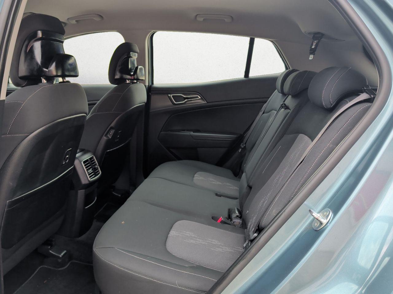 Kia Sportage 1.6 TGDI HEV DRIVE 4X2 - Foto 2