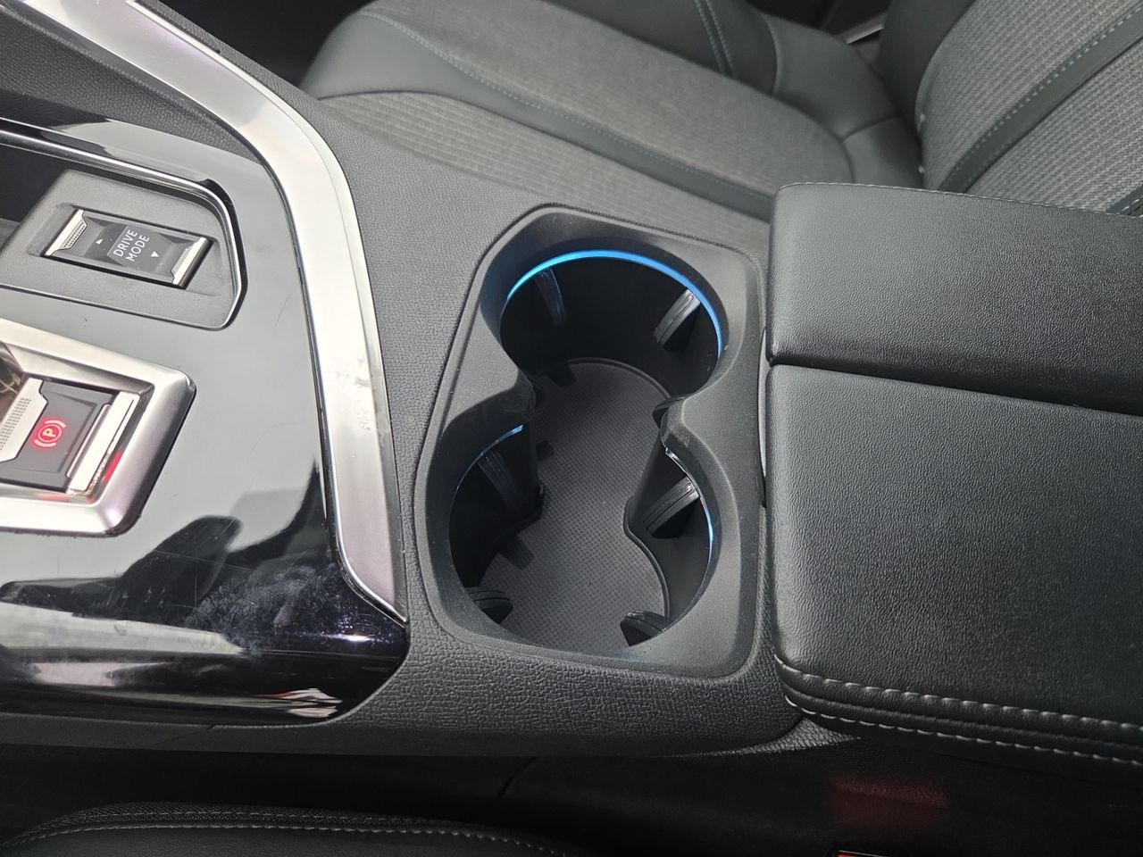 Peugeot 3008 Hybrid ALLURE PACK HYBRID 225 e EAT8 - Foto 2