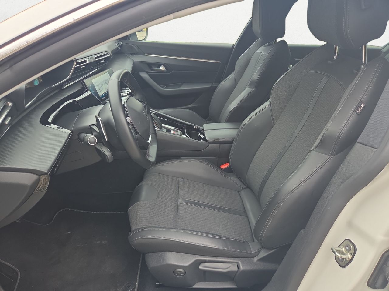 Peugeot 508 Hybrid ALLURE HYBRID 225 e EAT8 - Foto 2