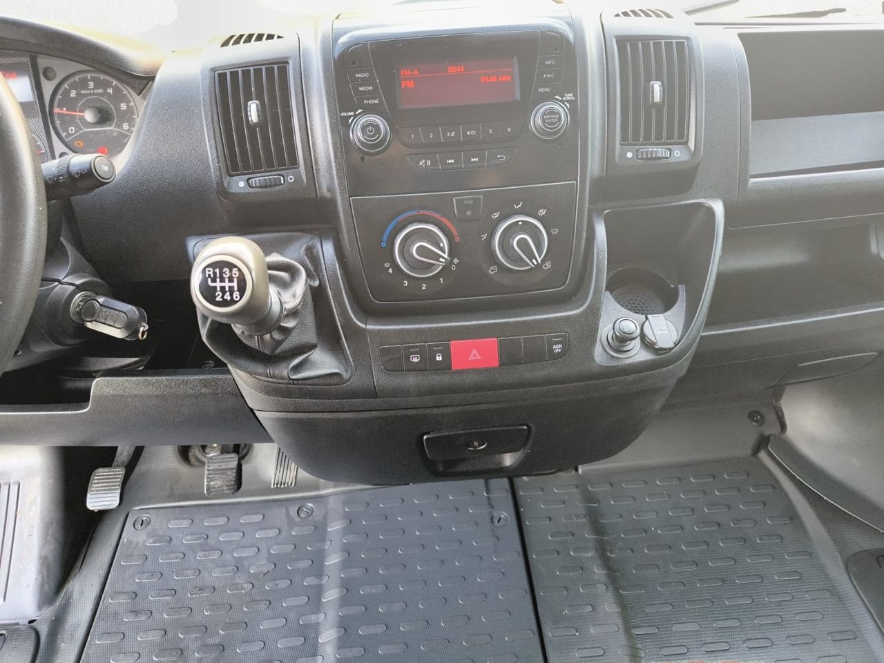 Peugeot Boxer FG 335 L3 H2 BLUE HDI 130 CV - Foto 2